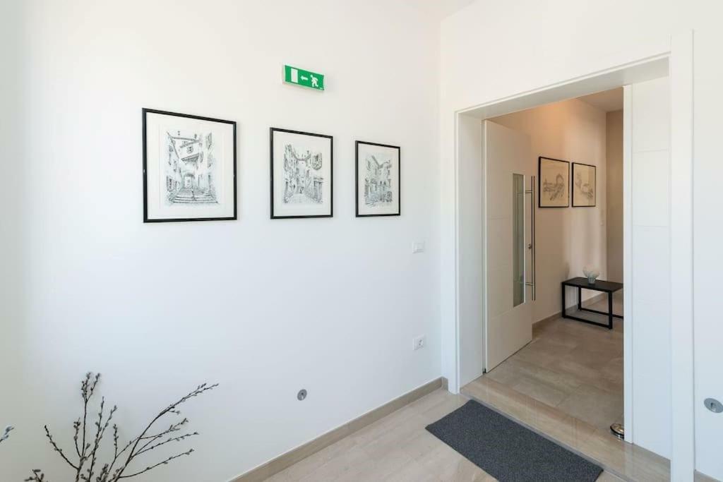 Apartments Medora โรวีน ภายนอก รูปภาพ