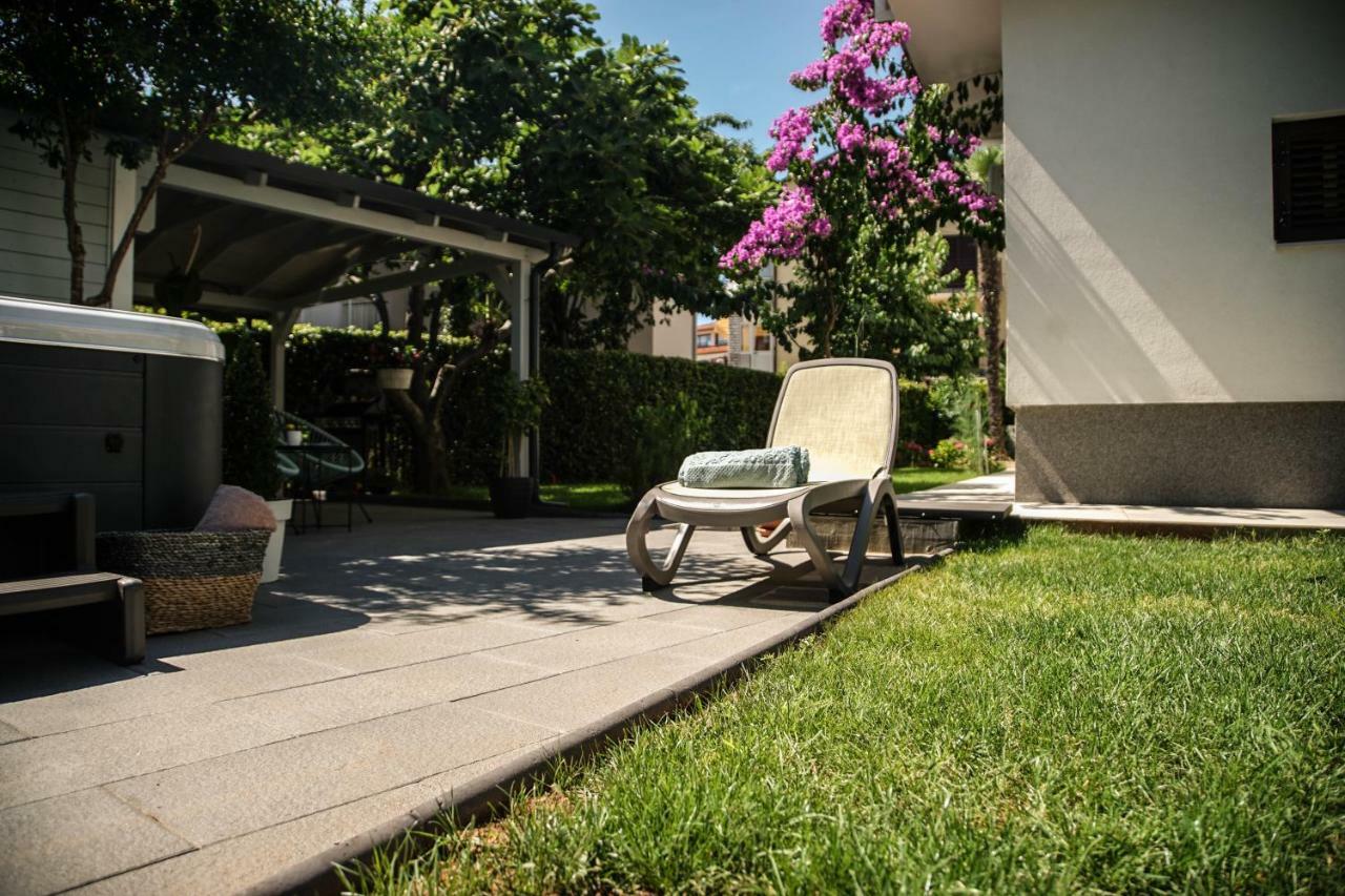 Apartments Medora โรวีน ภายนอก รูปภาพ