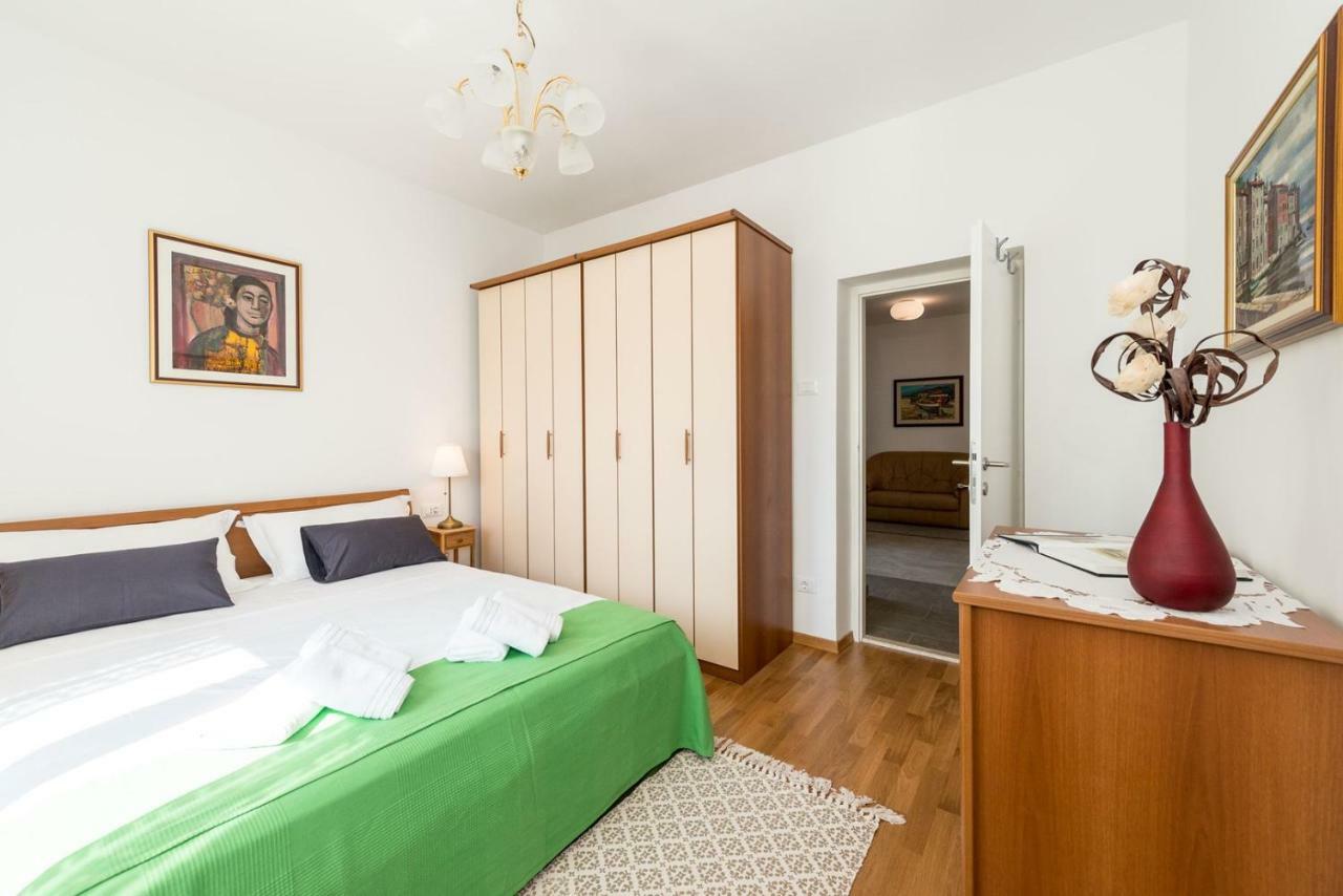 Apartments Medora โรวีน ภายนอก รูปภาพ