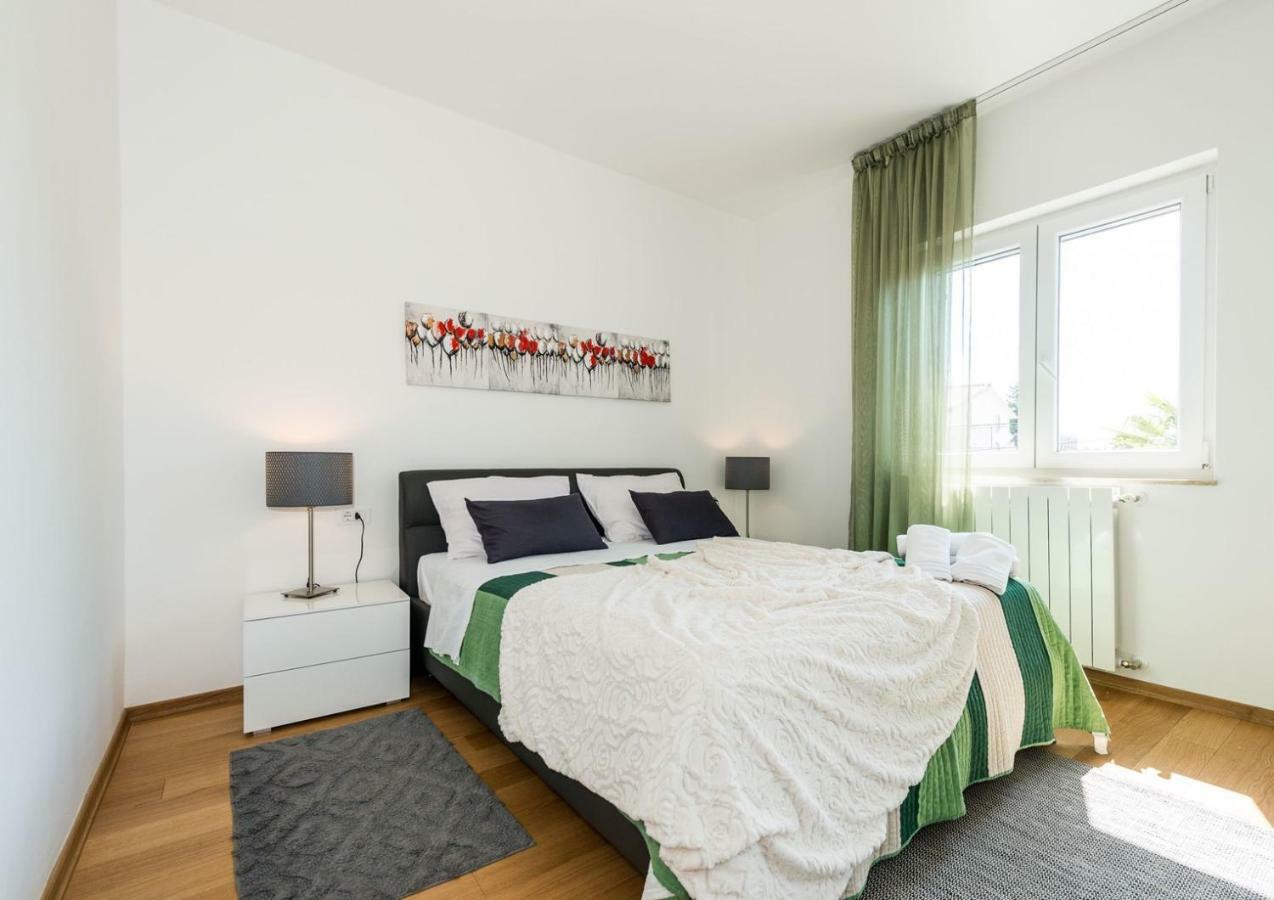 Apartments Medora โรวีน ภายนอก รูปภาพ