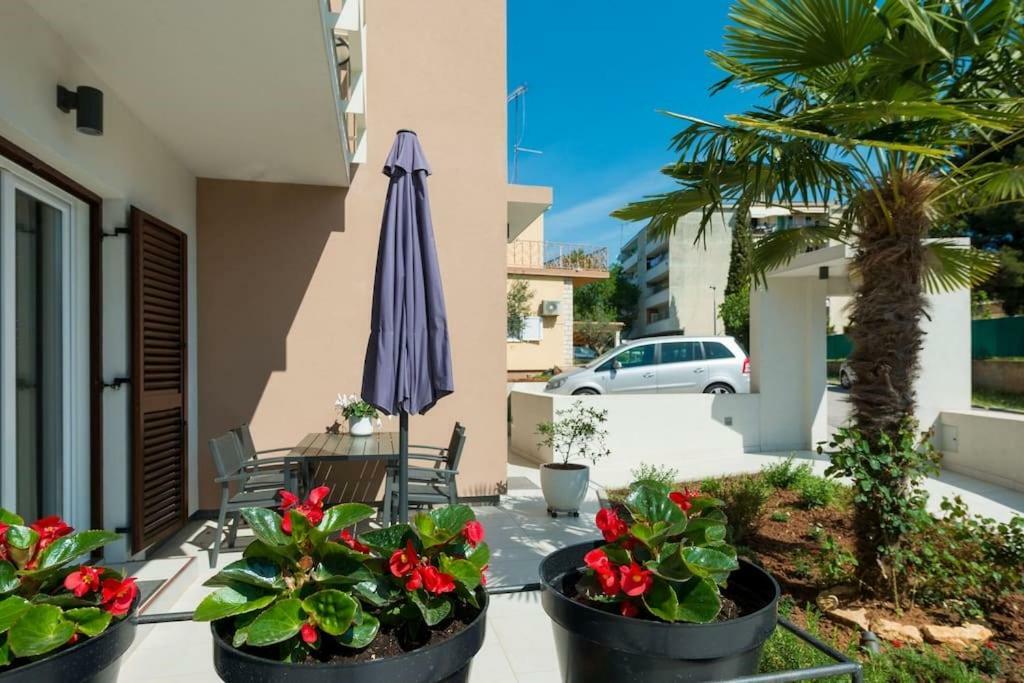 Apartments Medora โรวีน ภายนอก รูปภาพ