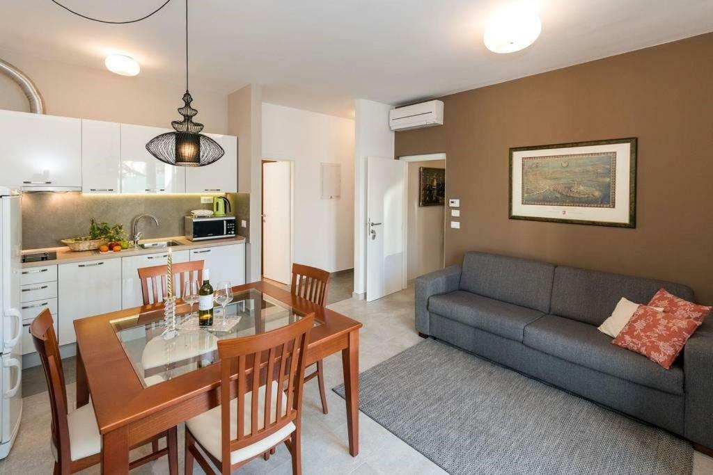 Apartments Medora โรวีน ภายนอก รูปภาพ