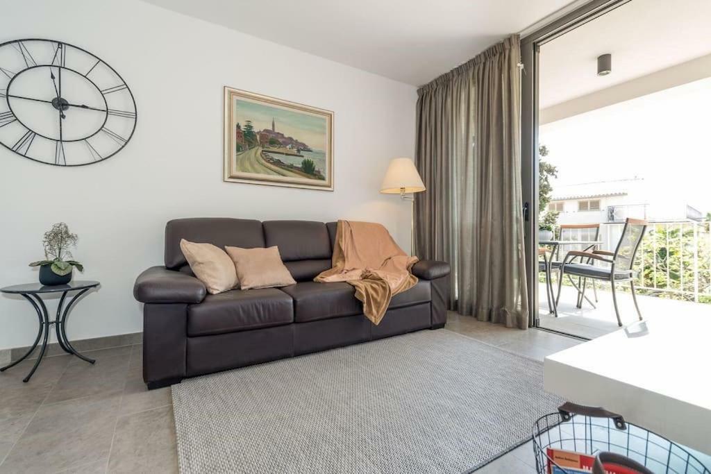 Apartments Medora โรวีน ภายนอก รูปภาพ